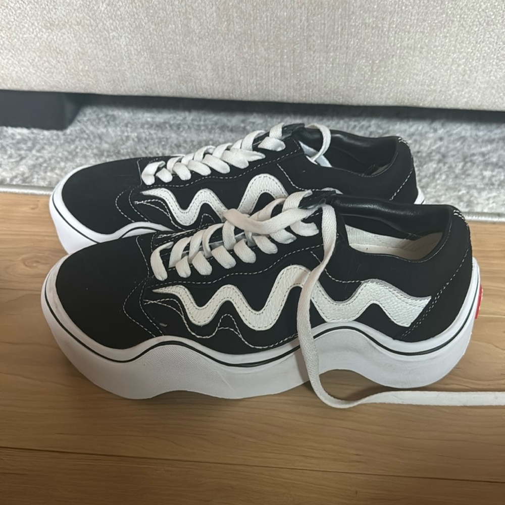 Vans Wavy Baby Black Sneakers